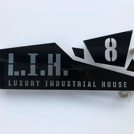 Luxury Industrial House 8 Apartment Paphos Exterior photo
