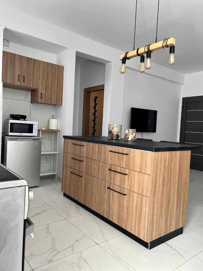 Luxury Industrial House 8 Apartment